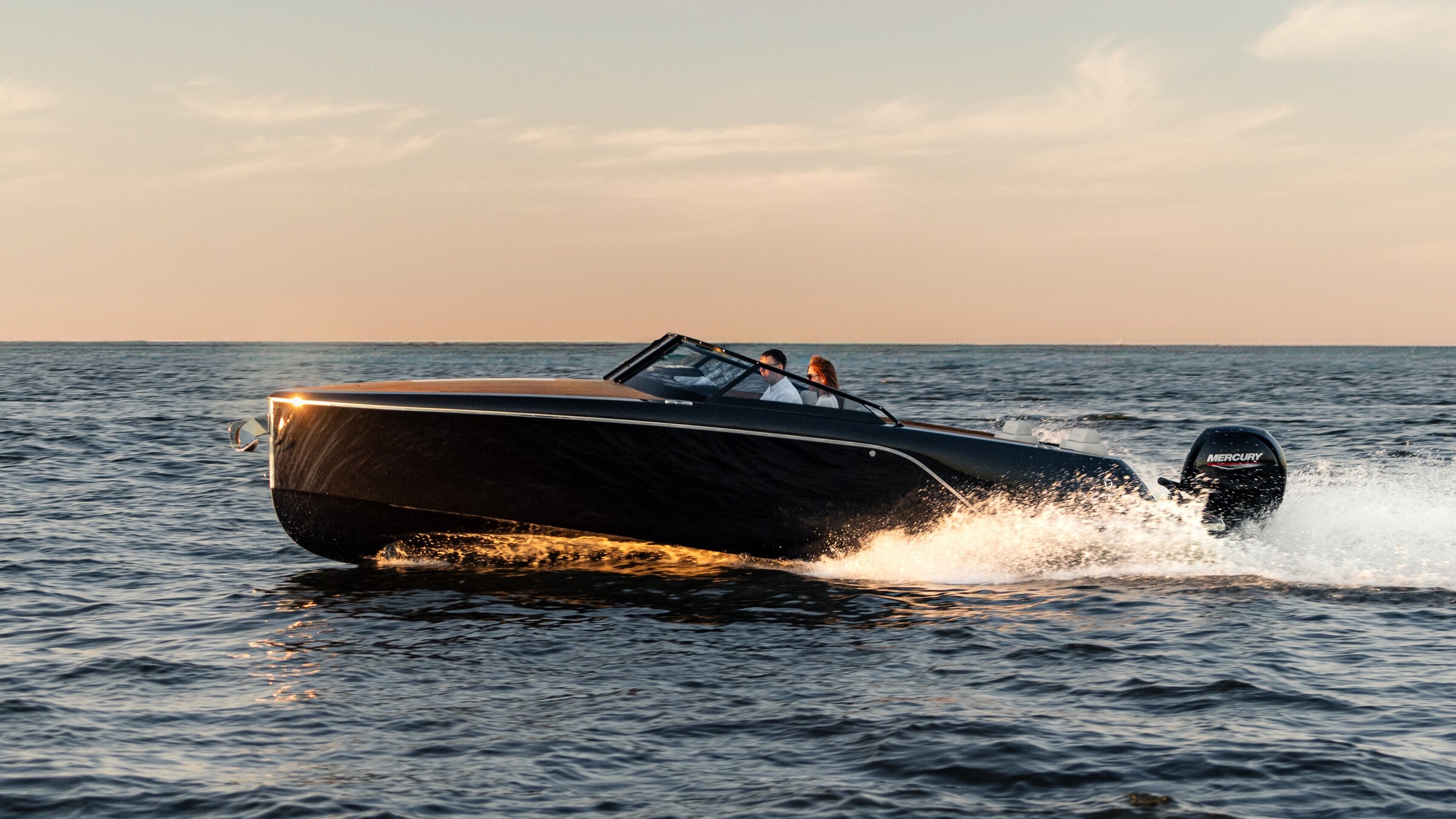 VTS Boats Flying Shark 7.7 Classic — variant 1